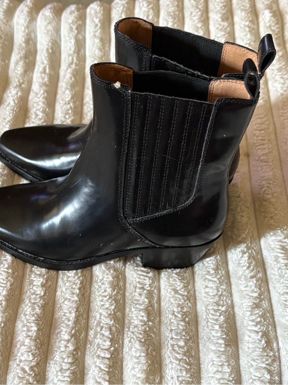 Madewell Black Leather Pointed Chelsea Ankle Boots - Picture 3 of 15